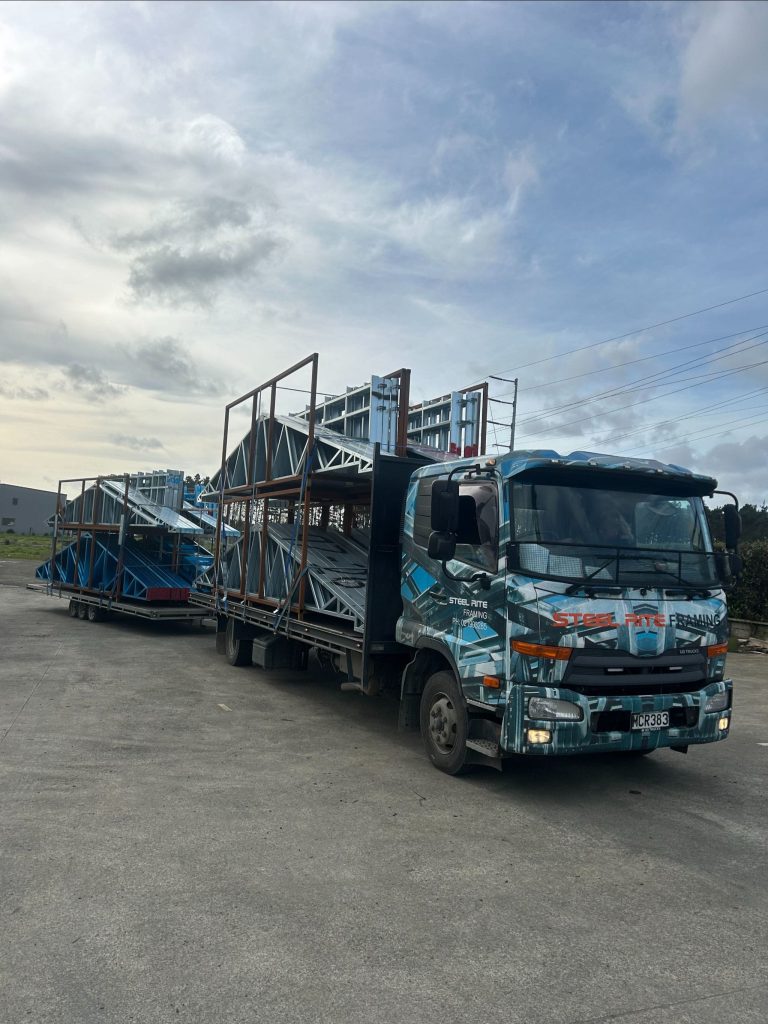 The truck carrying the steel framing structures